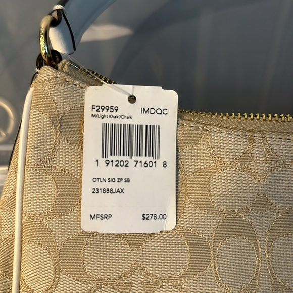 Coach Bag - Picture 4 of 4